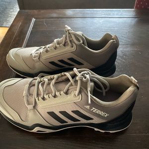 Adidas Terrex AX3 Women’s Hiking Shoe Size 8.5